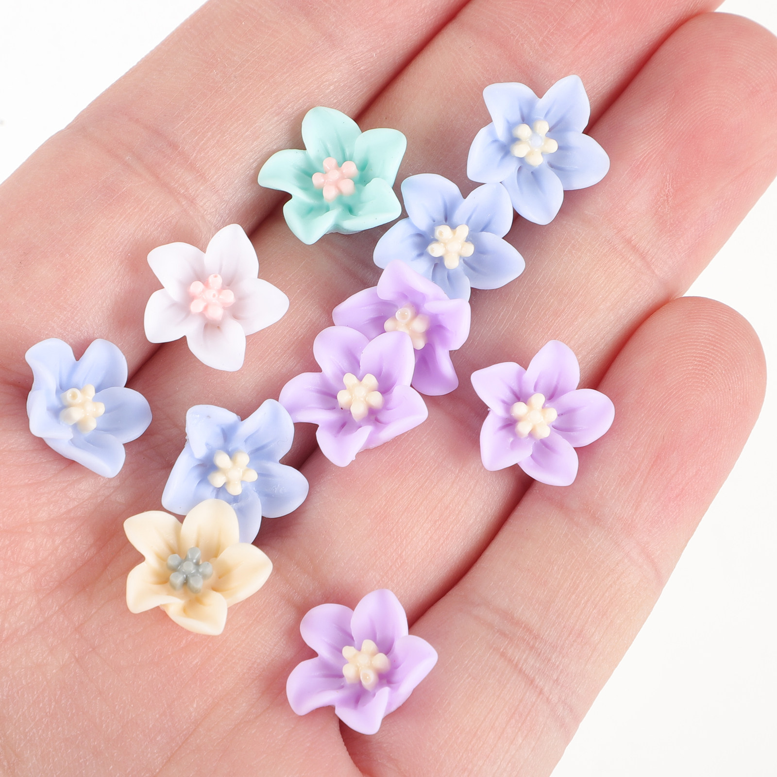 Resin Craft Supplies - 200Pcs Resin Flower Charms Fine Workmanship