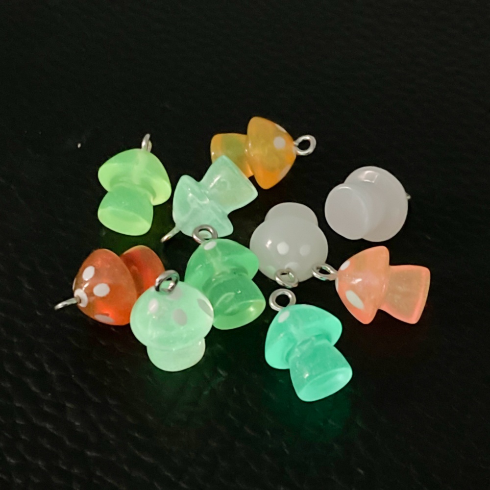 16pcs Luminous Mushroom Charms – обзор и цена Resin Craft Projects